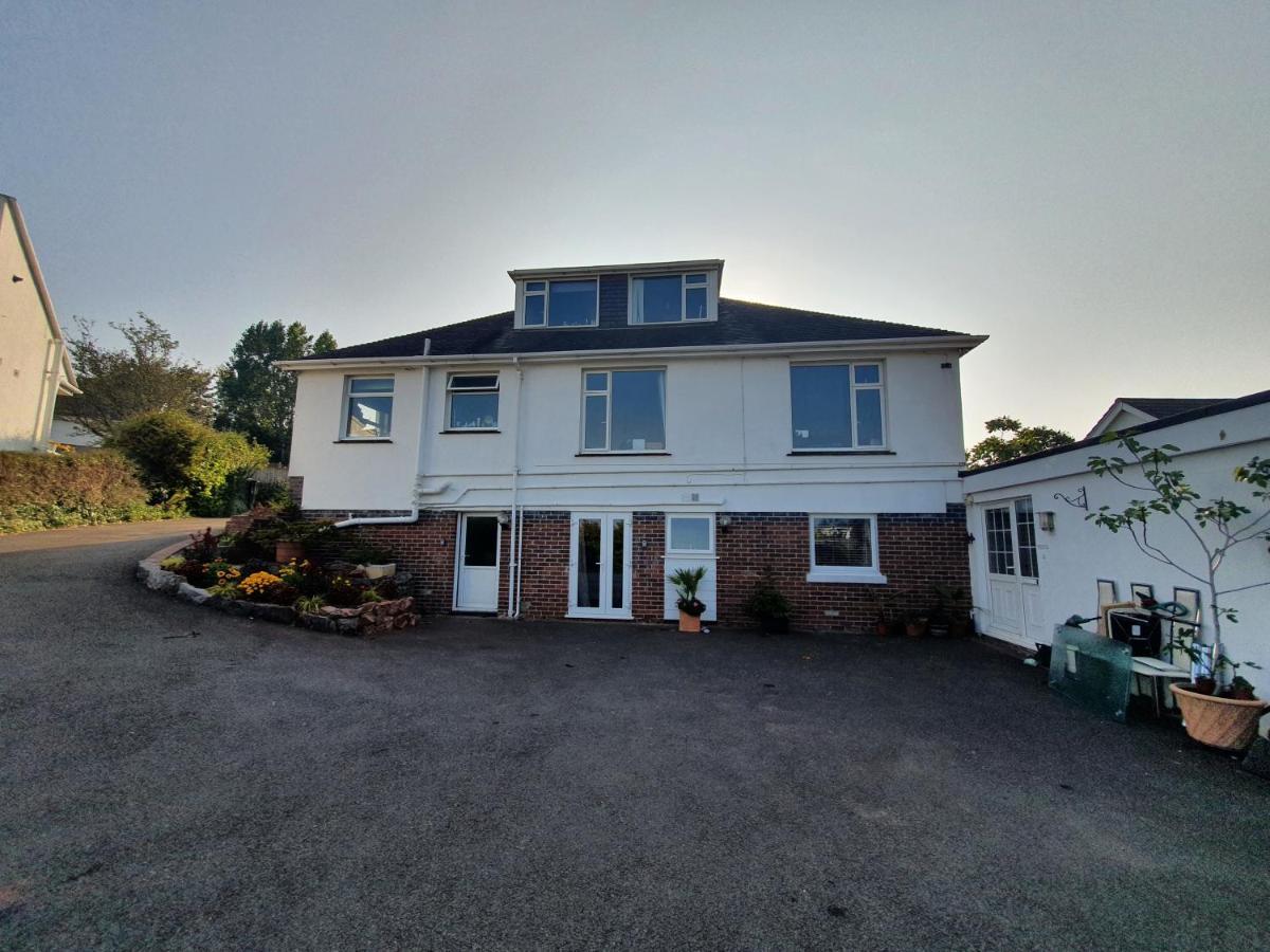 Lovely Private Studio Room With Own Kitchen And Bathroom. Set In The Popular Area Of Shiphay In Torquay And Only A Short Walk From Torbay Hospital Екстер'єр фото