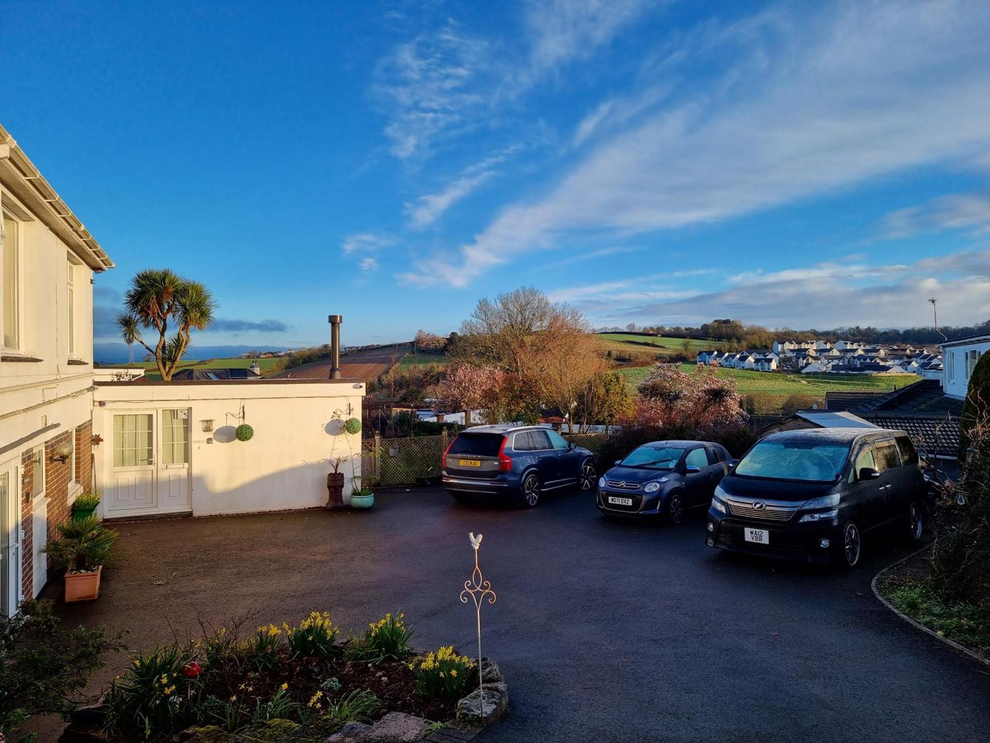 Lovely Private Studio Room With Own Kitchen And Bathroom. Set In The Popular Area Of Shiphay In Torquay And Only A Short Walk From Torbay Hospital Екстер'єр фото